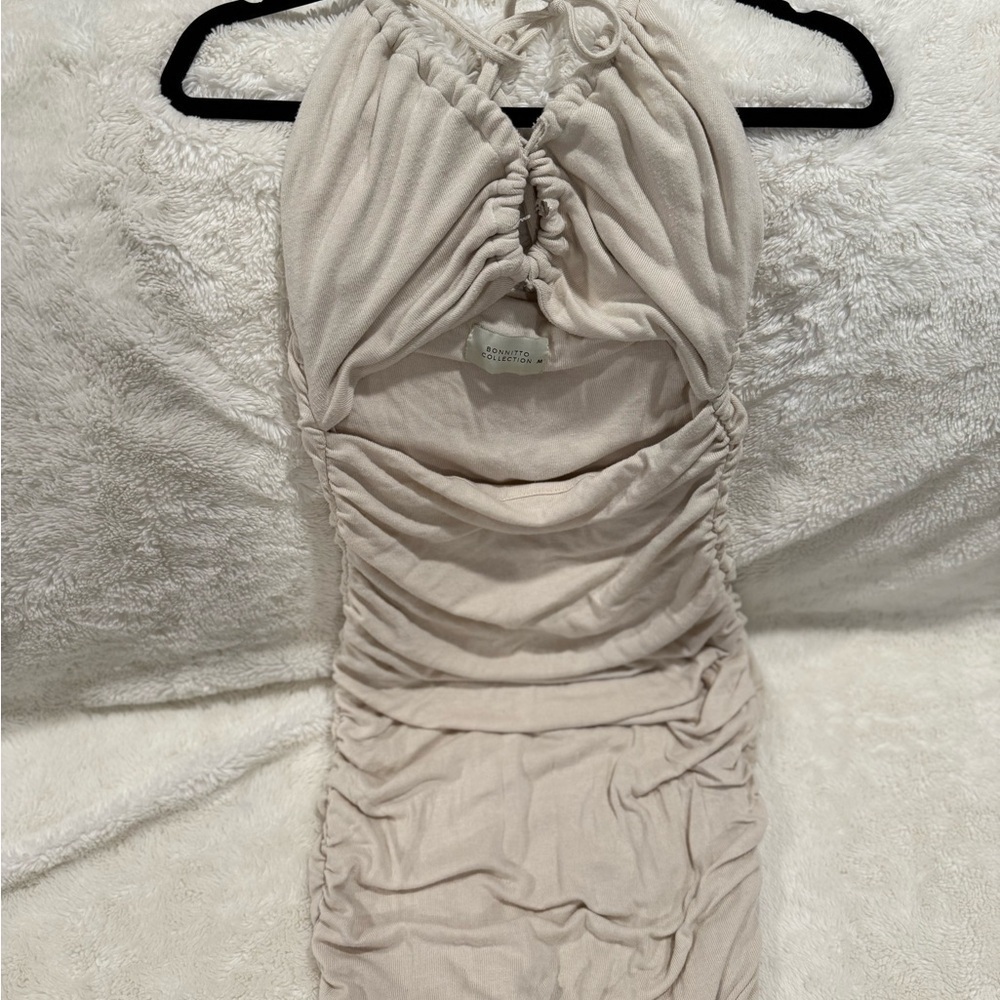 Elegant Cream Ruched Dress - Picture 8 of 9